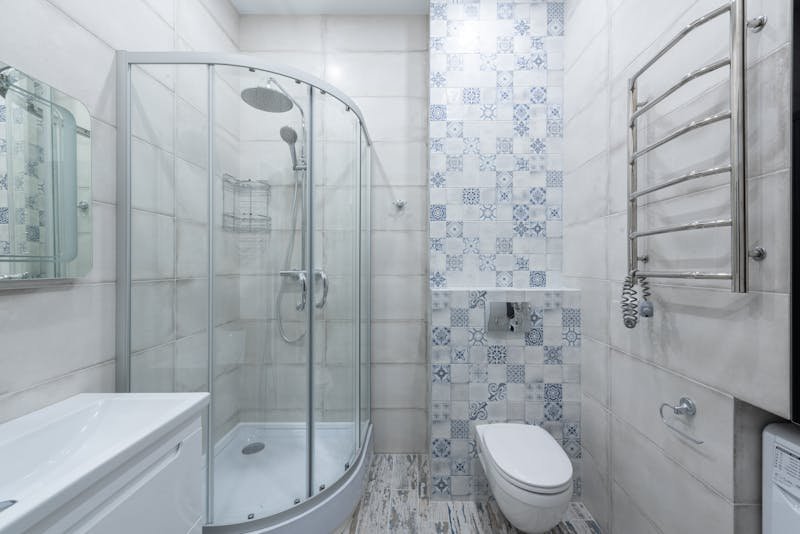 Rénovation de salle de bain moderne